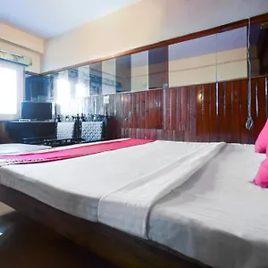 **** Hotel O Unique India