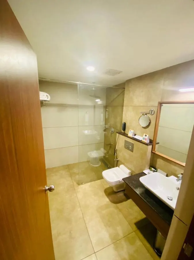Hill Heights Hotel Kochi